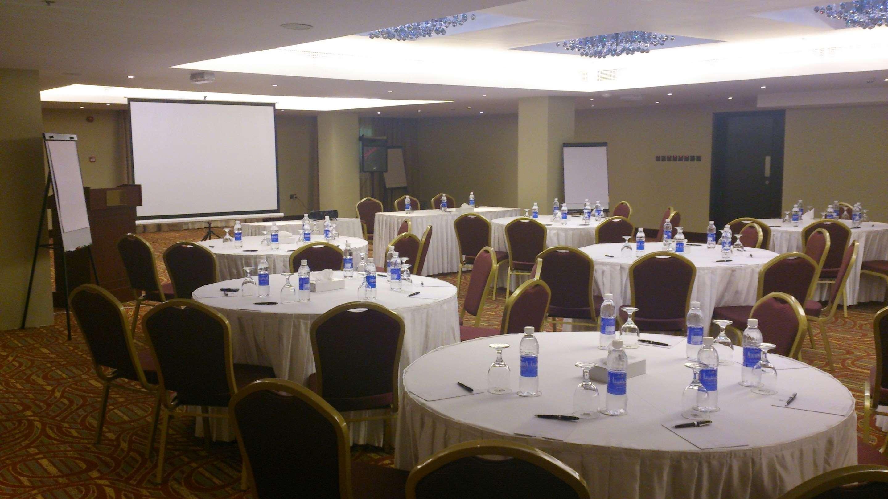 Best Western Premier Muscat Ngoại thất bức ảnh